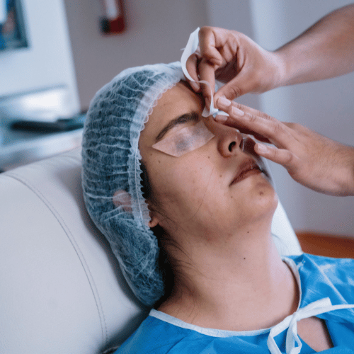 Lire la suite à propos de l’article Blépharoplastie : indications, techniques et résultats attendus